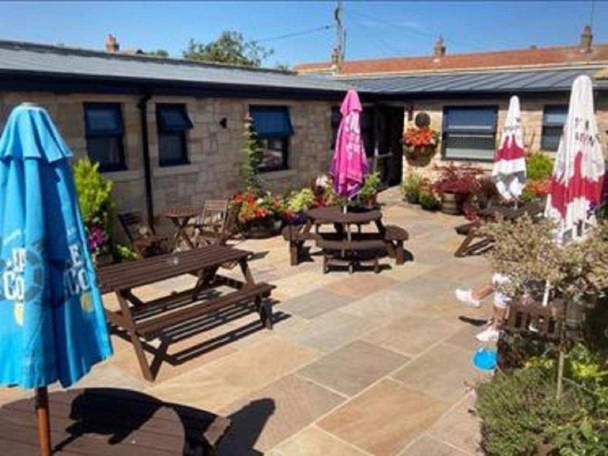 The Masons Arms Bed & Breakfast Norham Exterior photo